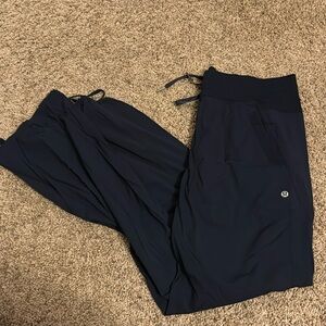 Lululemon dance pants //
